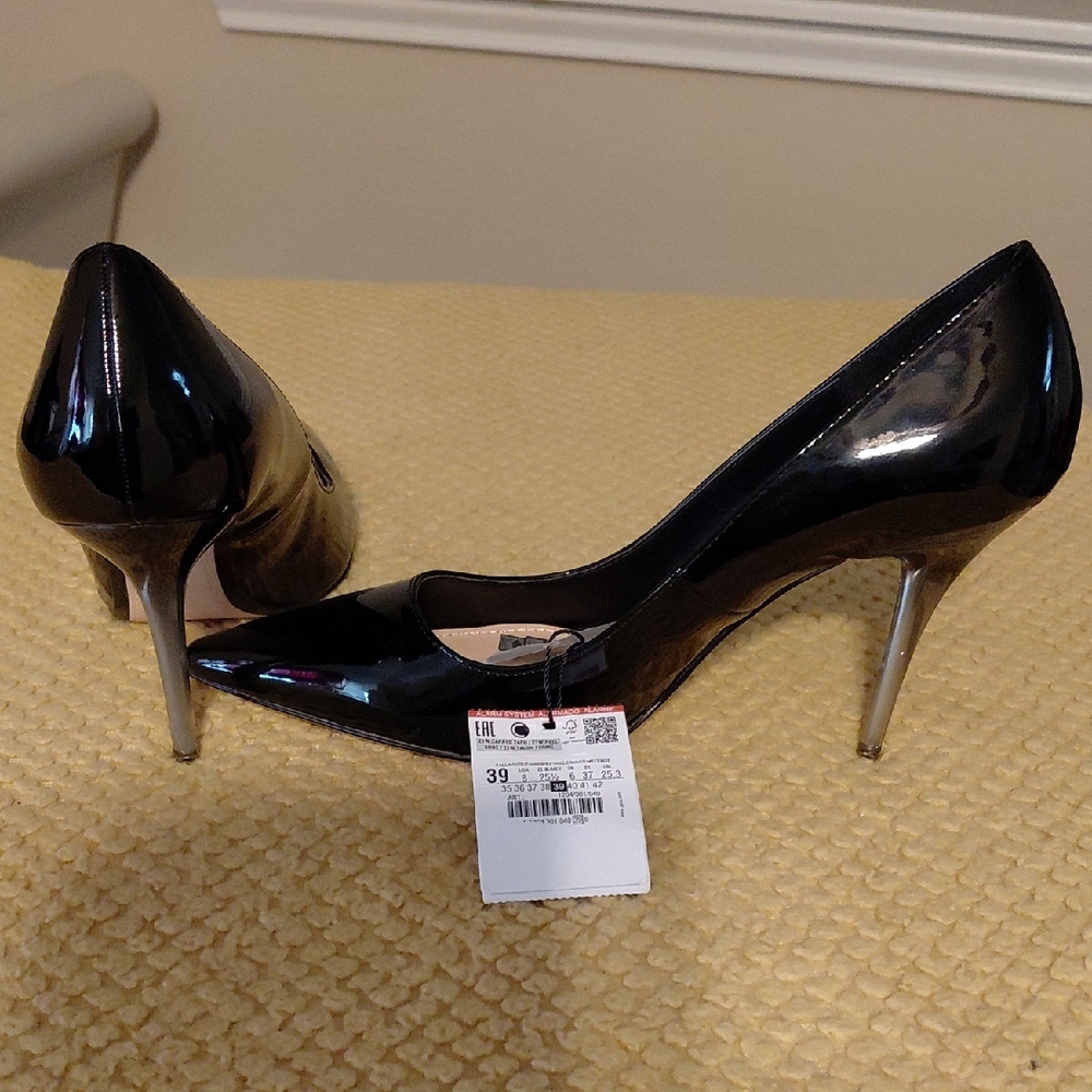 Zara Black Patent Pointed-Toe Pumps with Metallic Heel